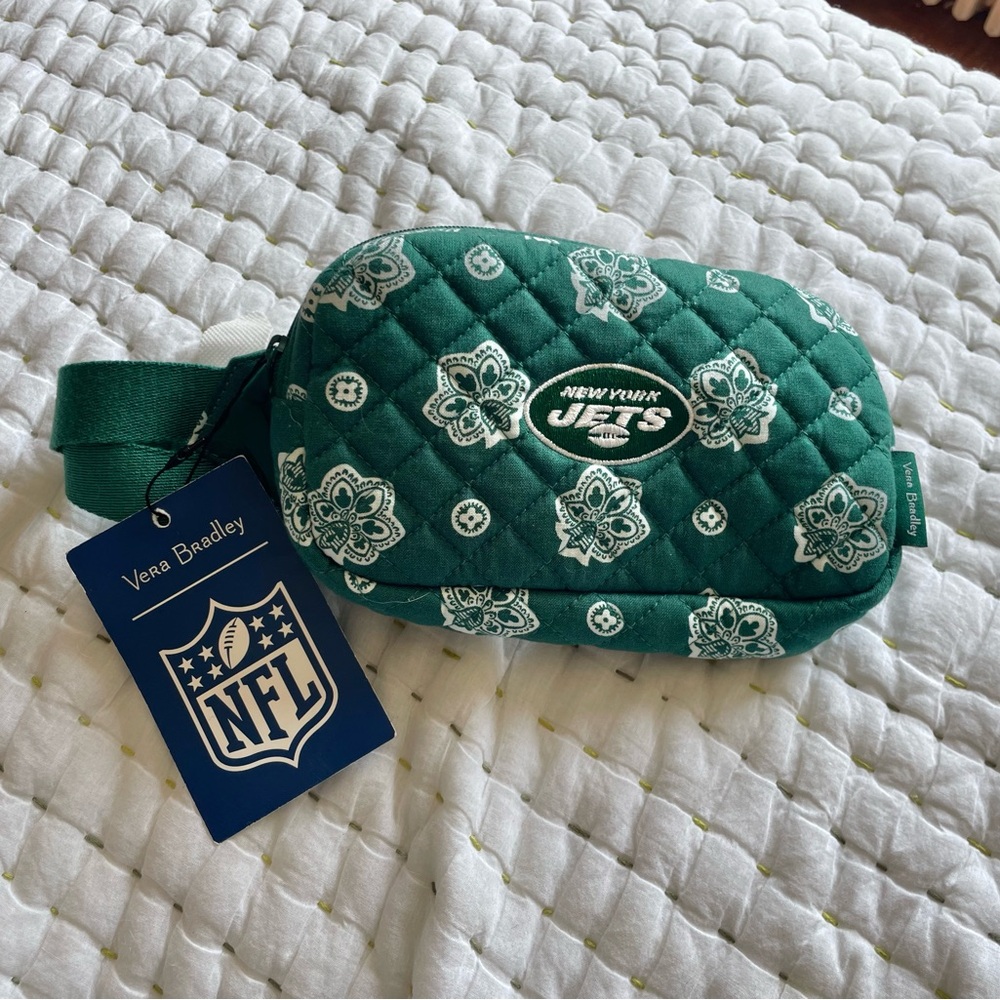 Vera Bradley Green Quilted Belt Bag with Jets Logo